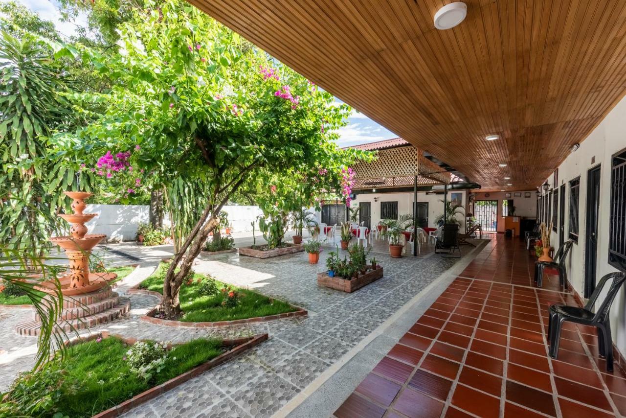 Hotel Colonial Villavieja Exterior photo